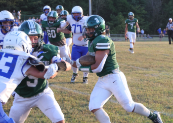 Huskies Take Down Castlewood In Homecoming Blowout