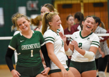 Lady Devils Start Postseason With Sweep Of Johnson County