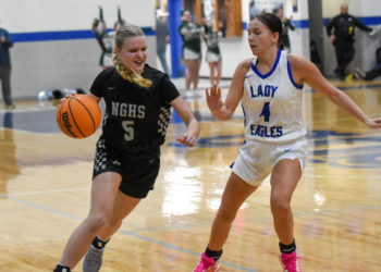 Lady Huskies Bring Defense To Cosby In 54-34 Win