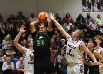Huskies Fight To Finish For 53-52 Win Over South Greene