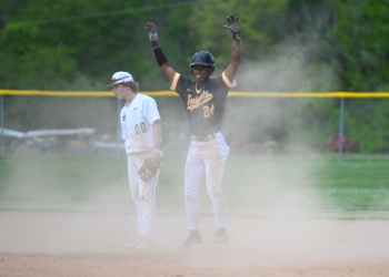 Black Knights Start Week With 11-1 Win Over North Greene