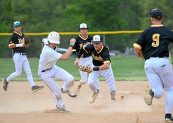Black Knights Start Week With 11-1 Win Over North Greene