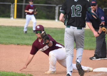 Huskies Get Past South Greene Late In 4-2 Win