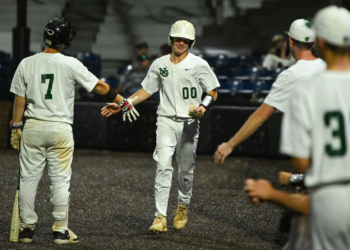 Huskies Find A Way In District Opener Against Unaka