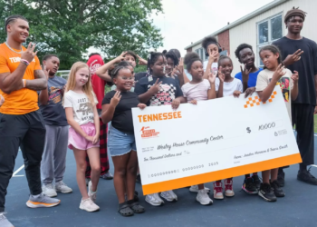 Football Freshmen Harmon, Smith Donate $5,000 Apiece To Wesley House Community Center