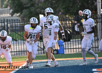 In Final Rehearsal Greeneville Blows Away Hurricanes With Big Plays