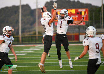 South Greene Stone Walls Daniel Boone Late In 32-17 Win