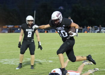 PHOTO GALLERY: South Greene vs Morristown East Football 8/22/2025