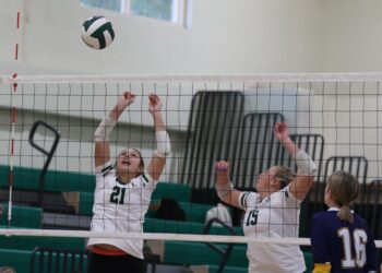 Greeneville Soars Past Seymour in Straight Sets