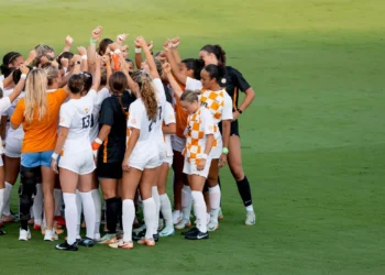 #5 Lady Vols Register Fourth Straight Shutout Win After Defeating LMU, 3-0