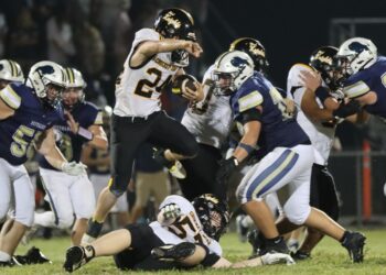 Chuckey Doak Holds Off West Greene in Cross-Town Battle