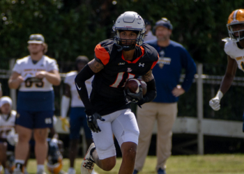Football Falls At Home To Emory & Henry
