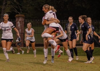 Pioneers Win 3-2 Thriller Over Wingate In SAC Opener