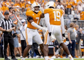 Vols Hold Steady At #15 In Polls After SEC Overtime Battle