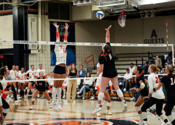 Eagles End Pioneers’ Win Streak