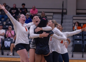 Women’s Volleyball Wins Third-Straight Match