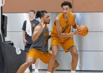 Volunteers to Host Oct. 11 Open Scrimmage