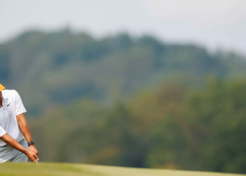 Simpson Inside Top 10 After 36 Holes At Fighting Irish Classic