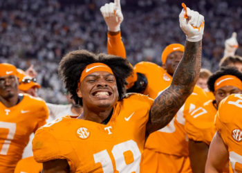 Vols Vault To #12 In Associated Press, Coaches Polls