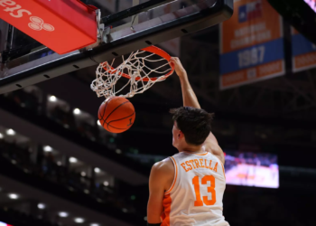 #18 Vols Steamroll Northern Kentucky, 95-56