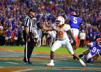 #20 Vols Triumph In The Swamp, Take Down Gators 31-11
