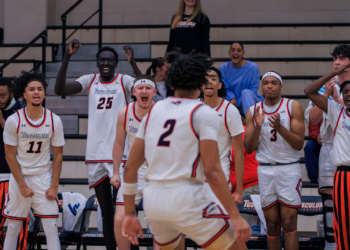 Men’s Basketball Wins Nail-Biter Over Catawba, 76-75