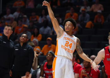 #20 Vols Throttle Gardner-Webb, 94-52