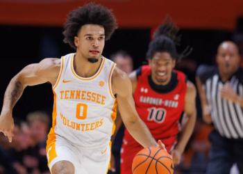 Gillespie Shares USBWA Oscar Robertson National Player Of The Week Honors