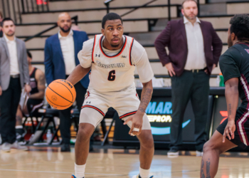Amari Allen Scores Career-High 20 In Home Battle Against No. 21 Bears