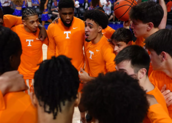 #21 Vols Fall On The Road At Florida