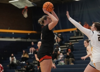 Emory & Henry Takes 68-50 Victory Over Pioneers