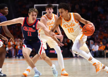 #25 Vols Thrash Ole Miss, 84-66, Behind 28 Points From Ament