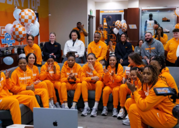 Lady Vols Earn 44th Straight NCAA Bid, Tabbed For Rematch Vs. NC State