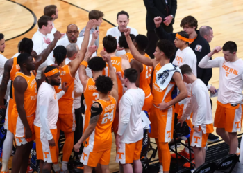 #23 [6] Vols Fall To #3 [1] Michigan In Elite Eight
