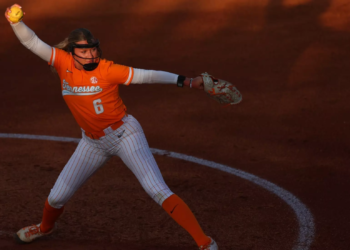 #8 Tennessee Picks Up Midweek Win Against Radford, 2-1
