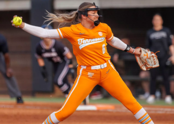 #9 Tennessee Secures Series Win Over Kentucky