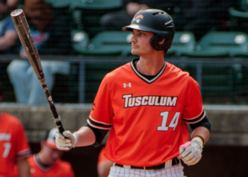 Pioneers Drop Mid-Week Game At Lee