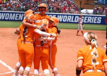 Mardjetko, Timely Hitting Helps Fuel Victory Over #6 [2] Longhorns In Opening Round Of Women’s College World Series