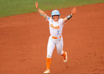 Pickens 10 Ks, Three Solo Blasts Propel #8 [7] Lady Vols to 3-1 Victory Over #16 [10] Georgia