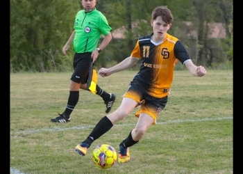 Black Knights Breeze Past Eagleton Into Championship Game