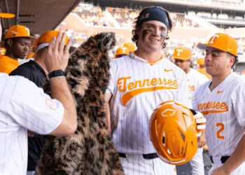 Clark’s Big Day Key As #24 Vols Take Series Finale At Kentucky