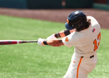 #24 Vols Finish Off Unbeaten Midweek Slate With 11-1 Win Over Belmont