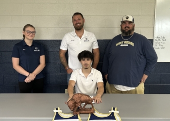 Bryce Freshour Signs To Wrestle At King University